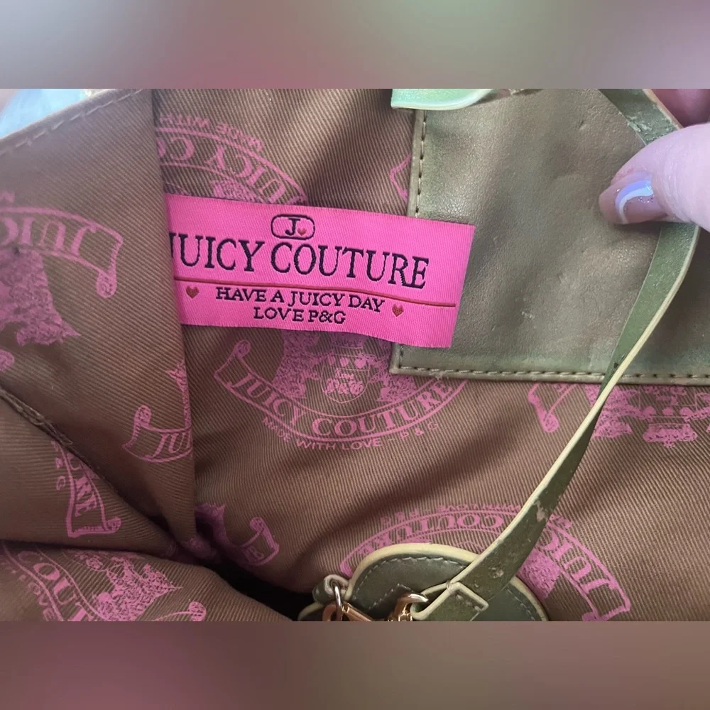extremely rare Juice Couture Pet Carrier